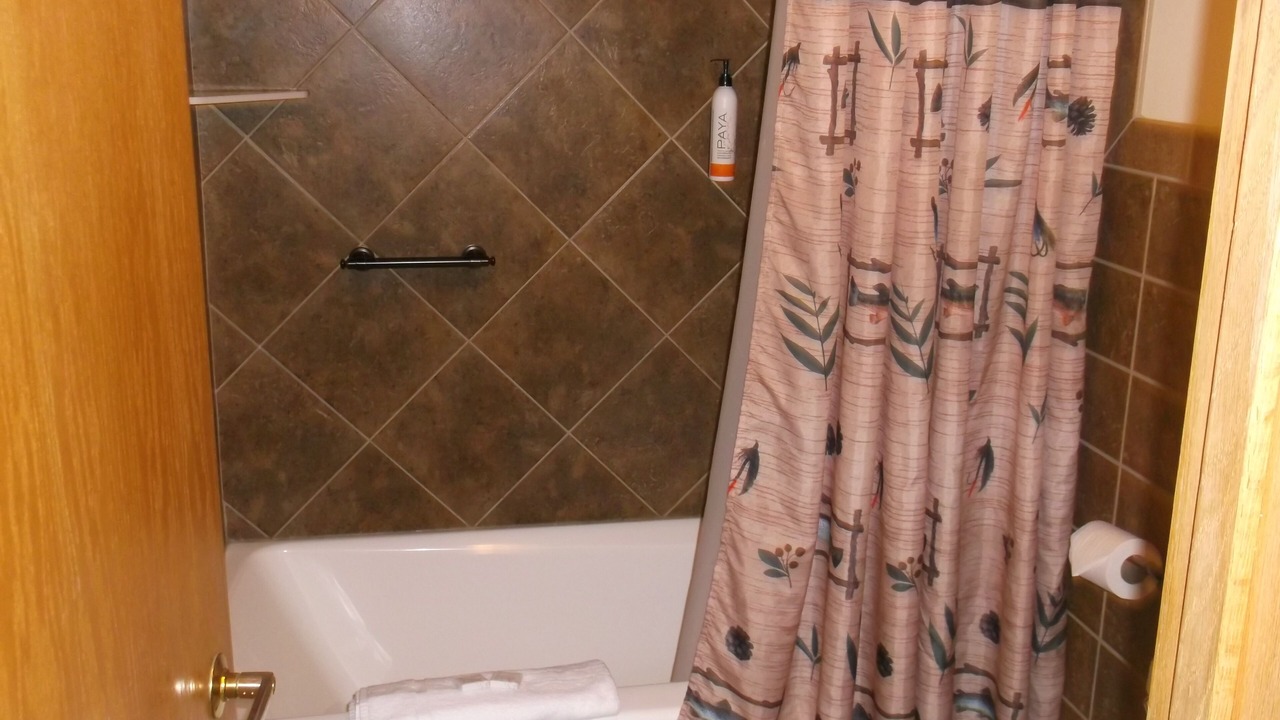 Photo of Bathroom in Two Harbors