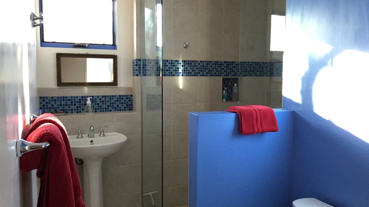 Photo of Bathroom in Canoncito