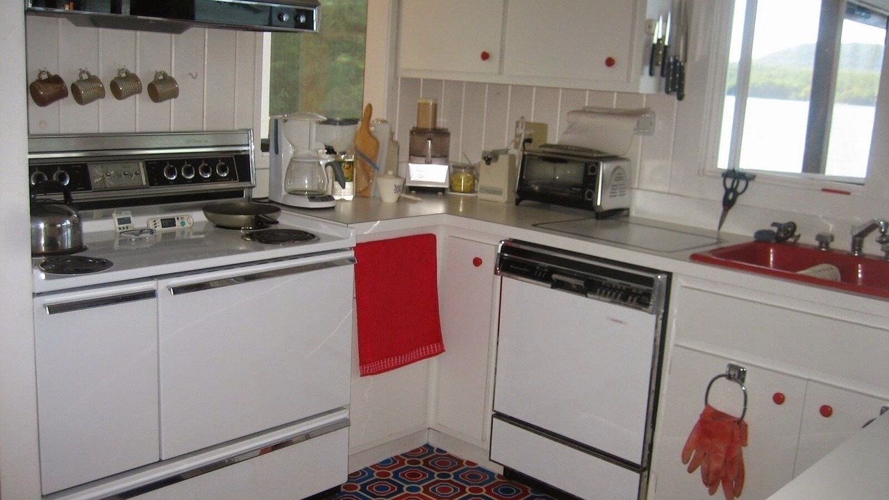 Photo of Kitchen in Brant Lake