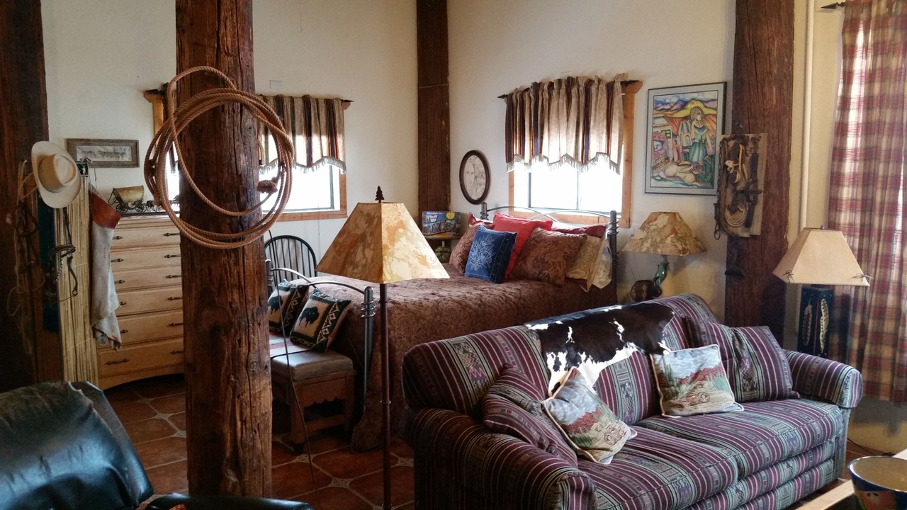 Photo of Livingroom in Placitas