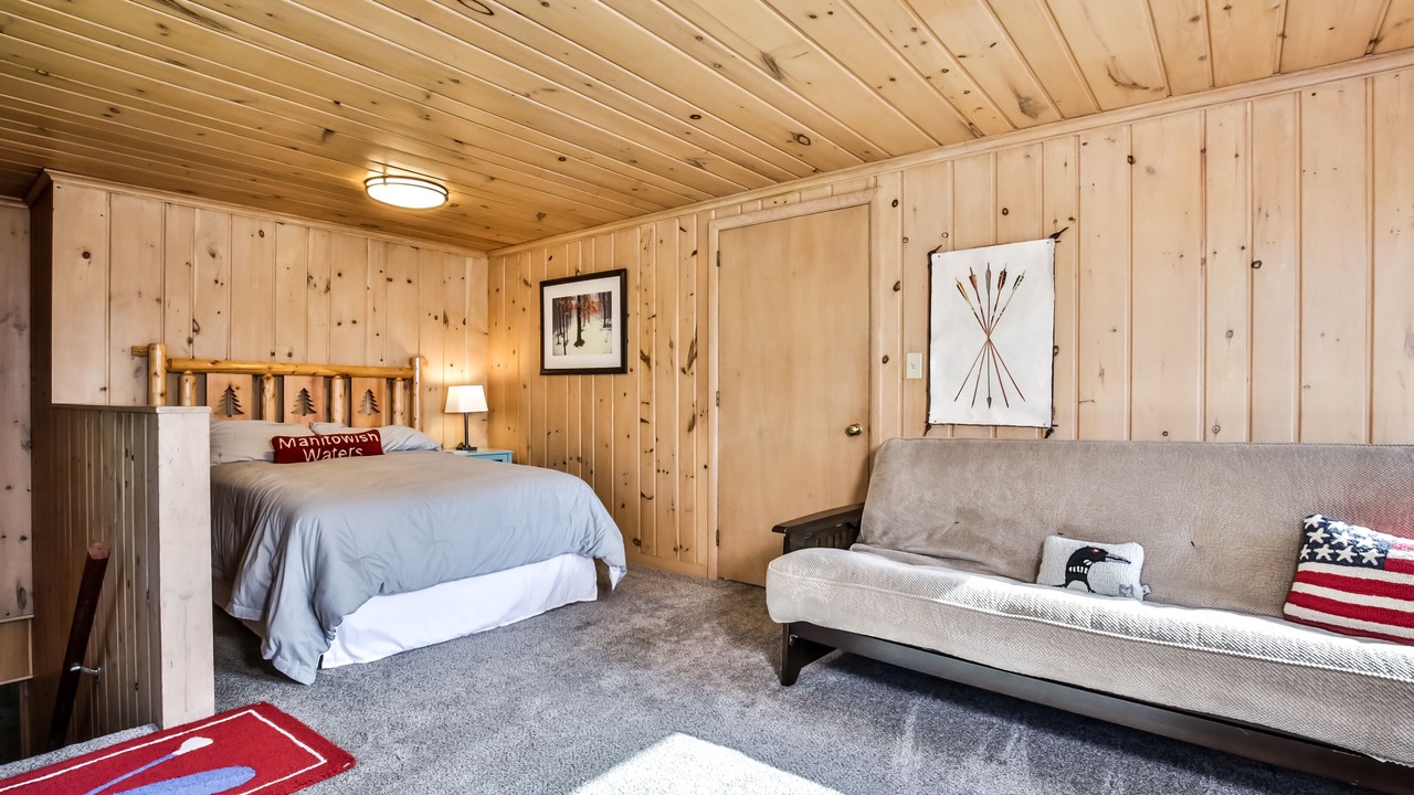 Photo of Bedroom in Manitowish Waters