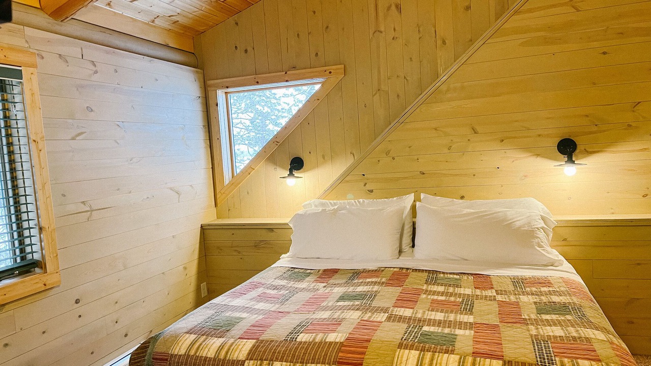 Photo of Bedroom in Cook