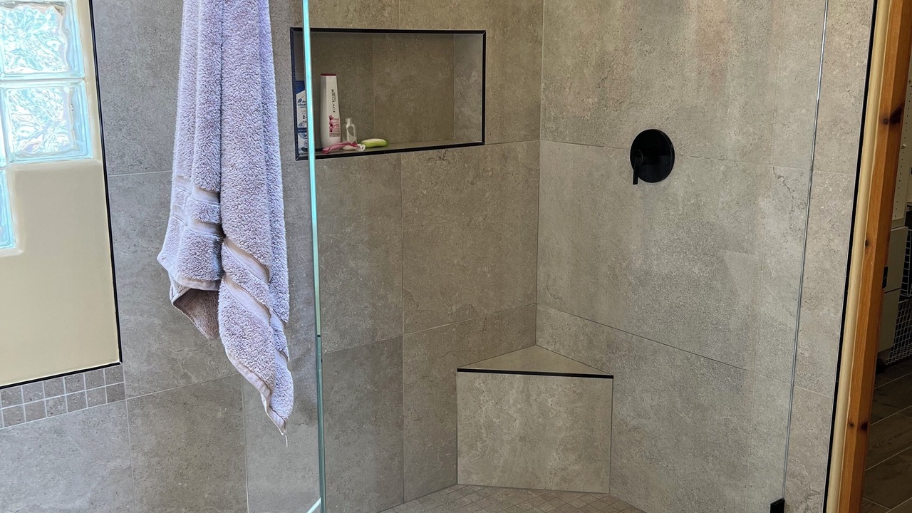 Photo of Bathroom in Eldorado at Santa Fe