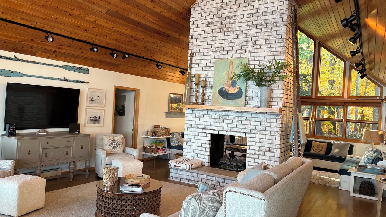 Photo of Livingroom in Beulah