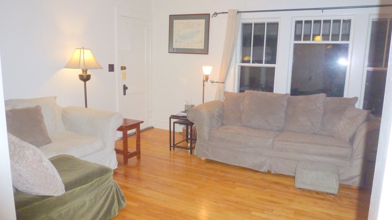 Photo of Livingroom in Burlington