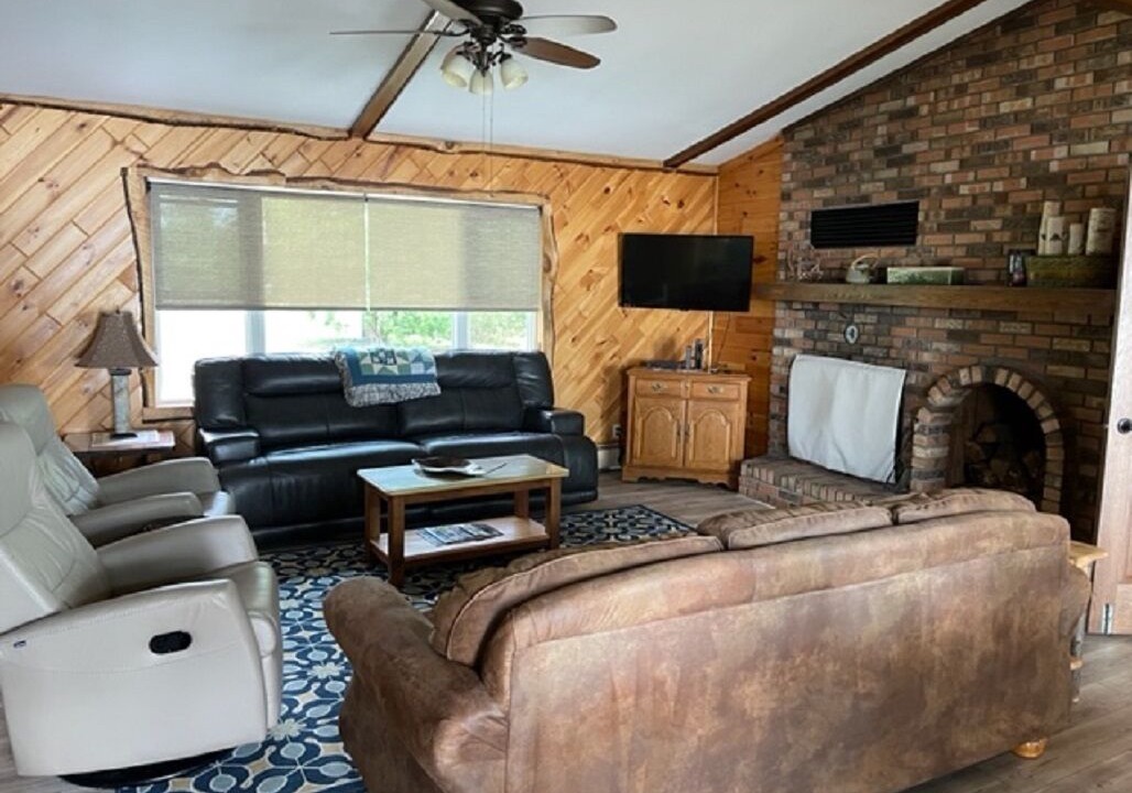 Photo of Livingroom in Hayward