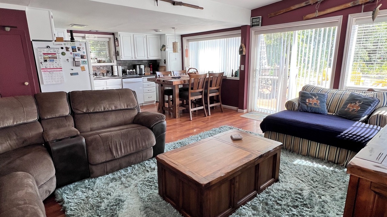 Photo of Livingroom in Cannon Falls
