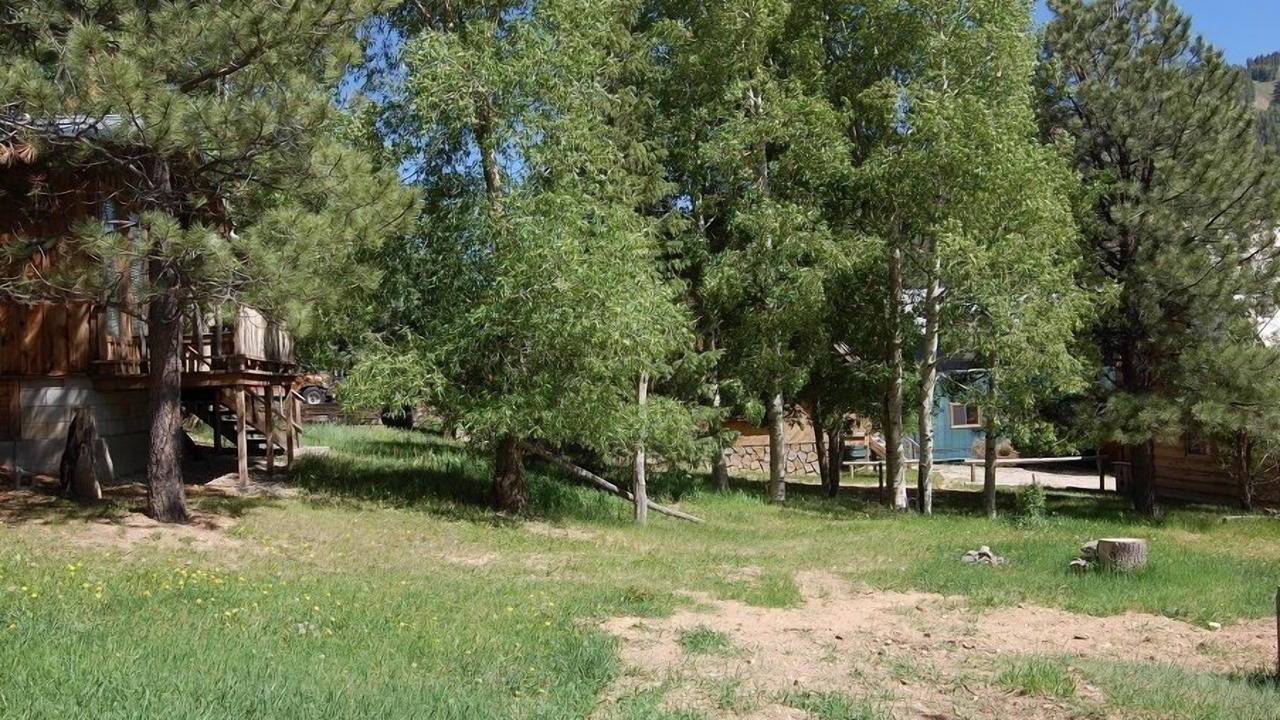 Photo of Others in Red River