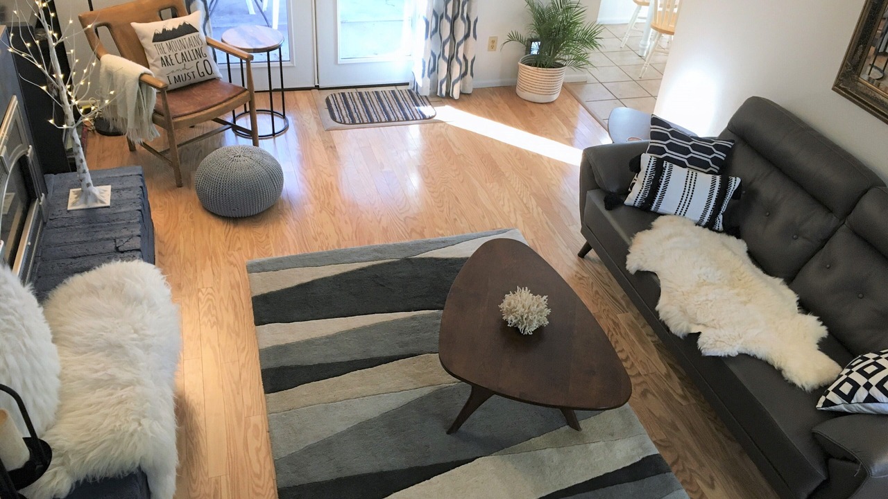 Photo of Livingroom in Los Alamos