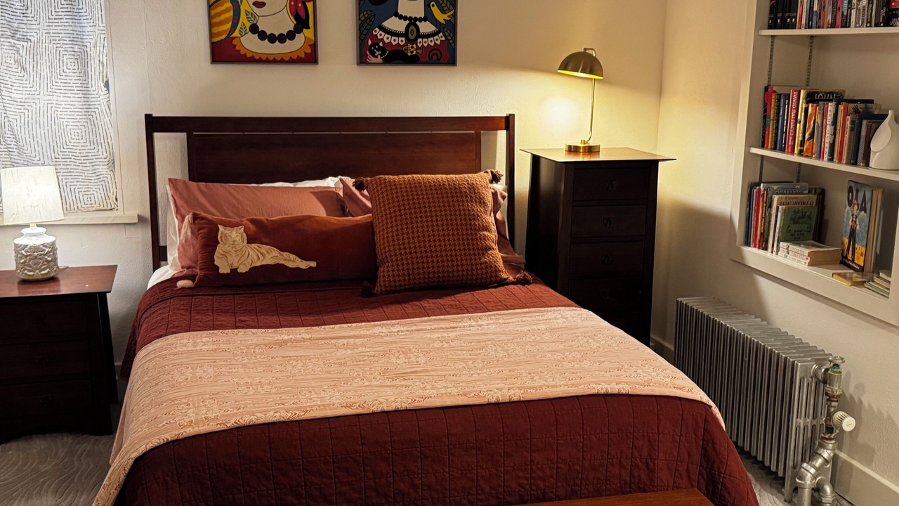 Photo of Bedroom in Decorah