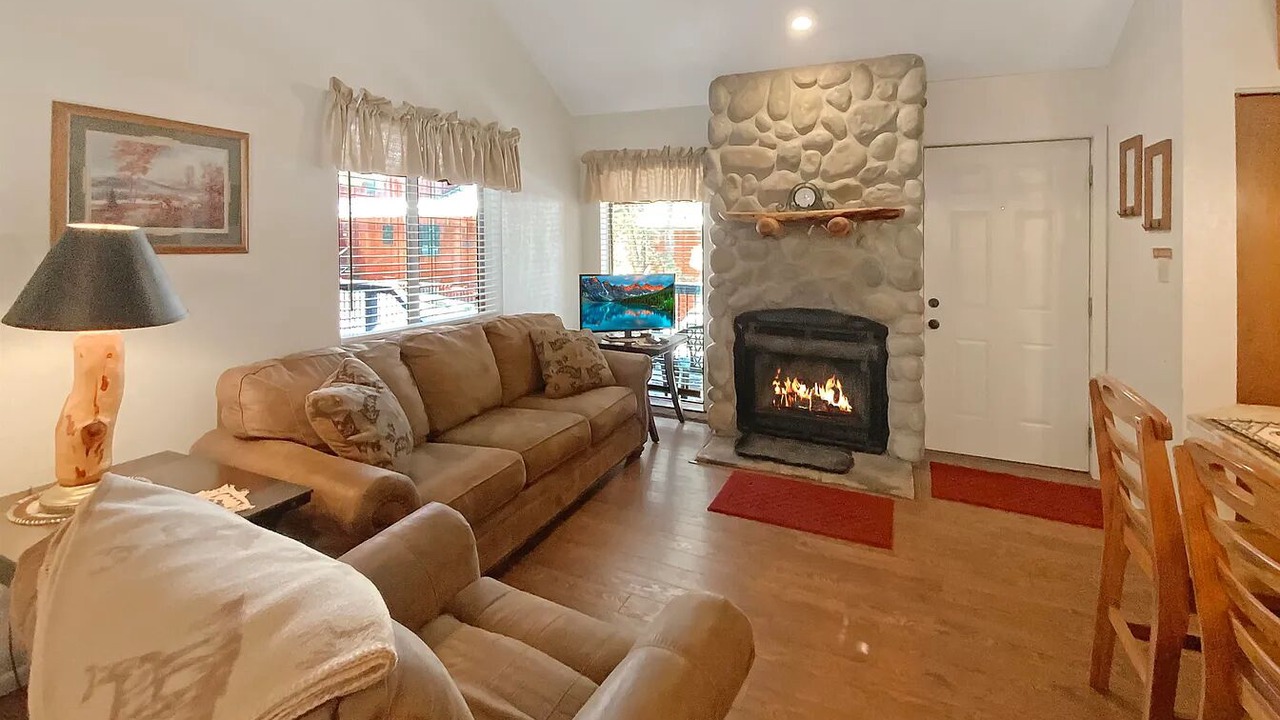 Photo of Livingroom in Angel Fire