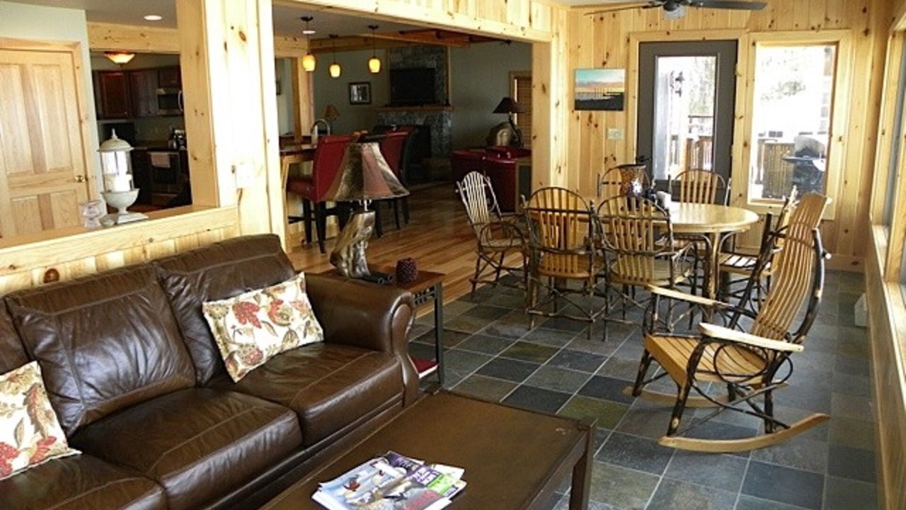 Photo of Livingroom in Mayfield
