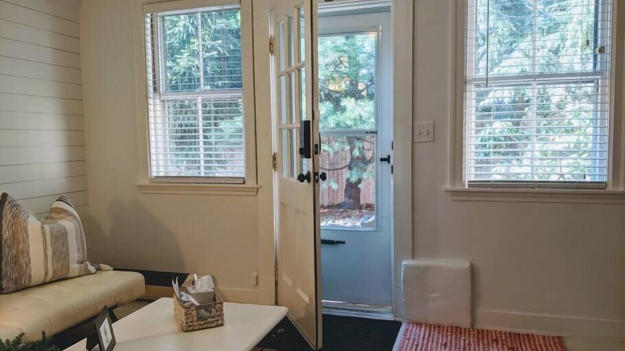 Photo of Livingroom in Marblehead