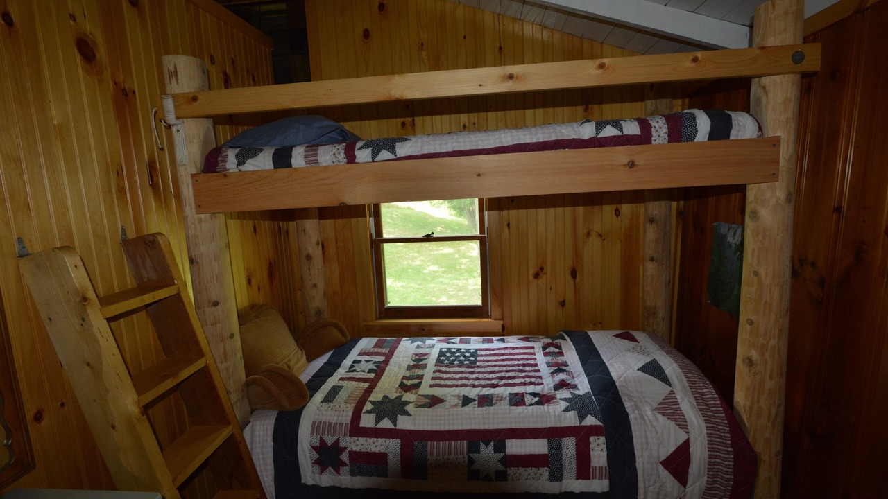 Photo of Bedroom in Alburg