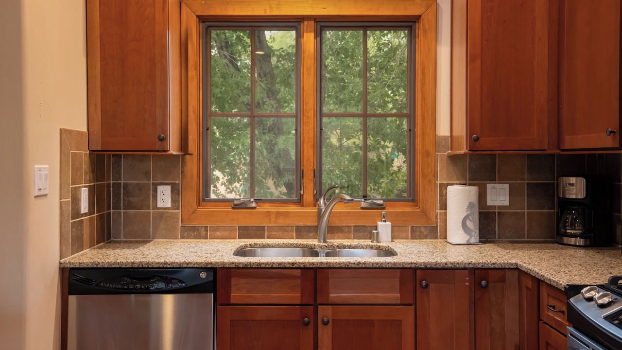 Photo of Kitchen in Northeast Santa Fe