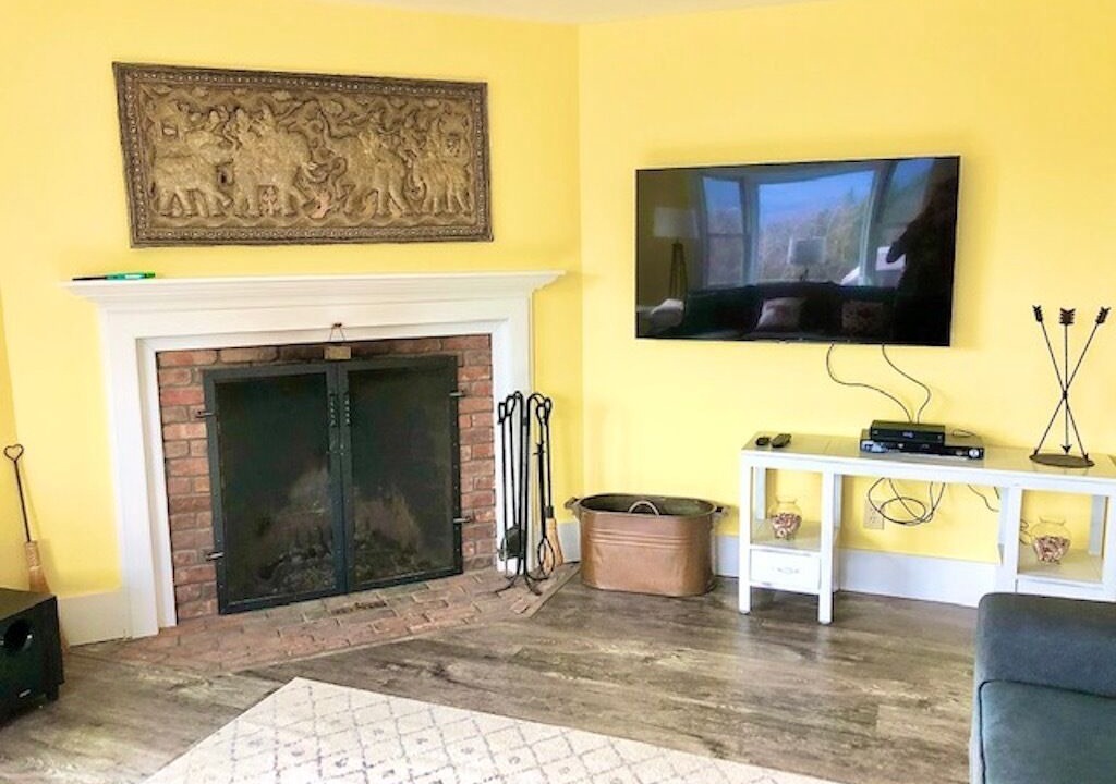 Photo of Livingroom in Stowe Area