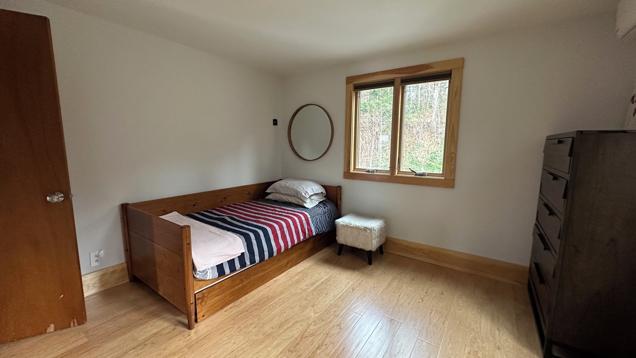 Photo of Bedroom in Monroe Bridge
