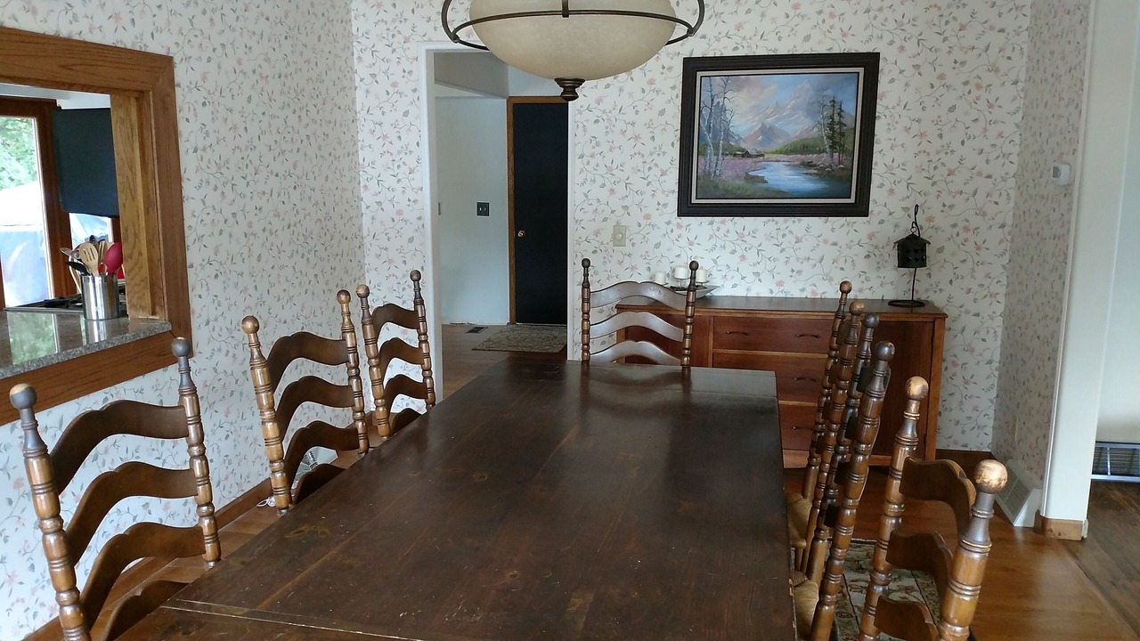 Photo of Livingroom in Amery