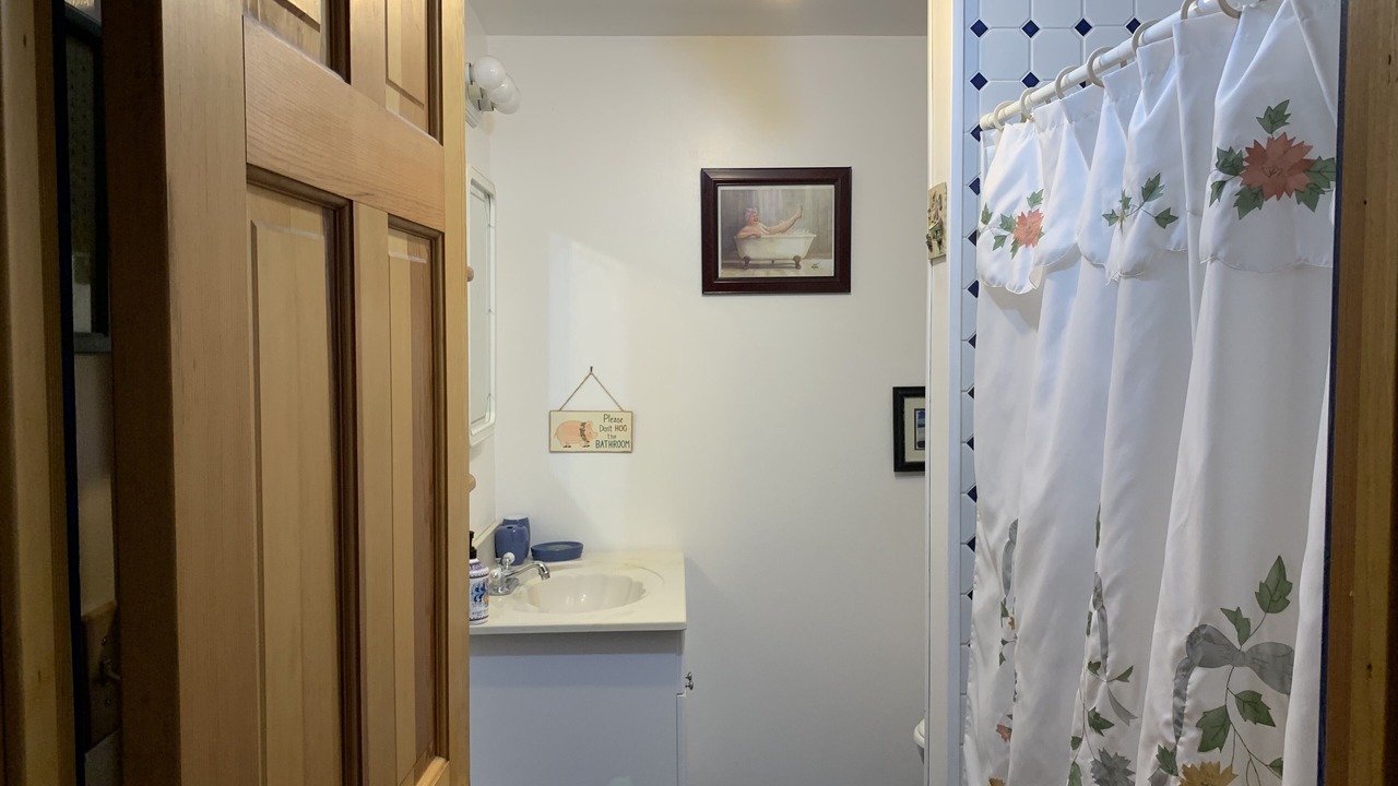 Photo of Bathroom in Diamond Point