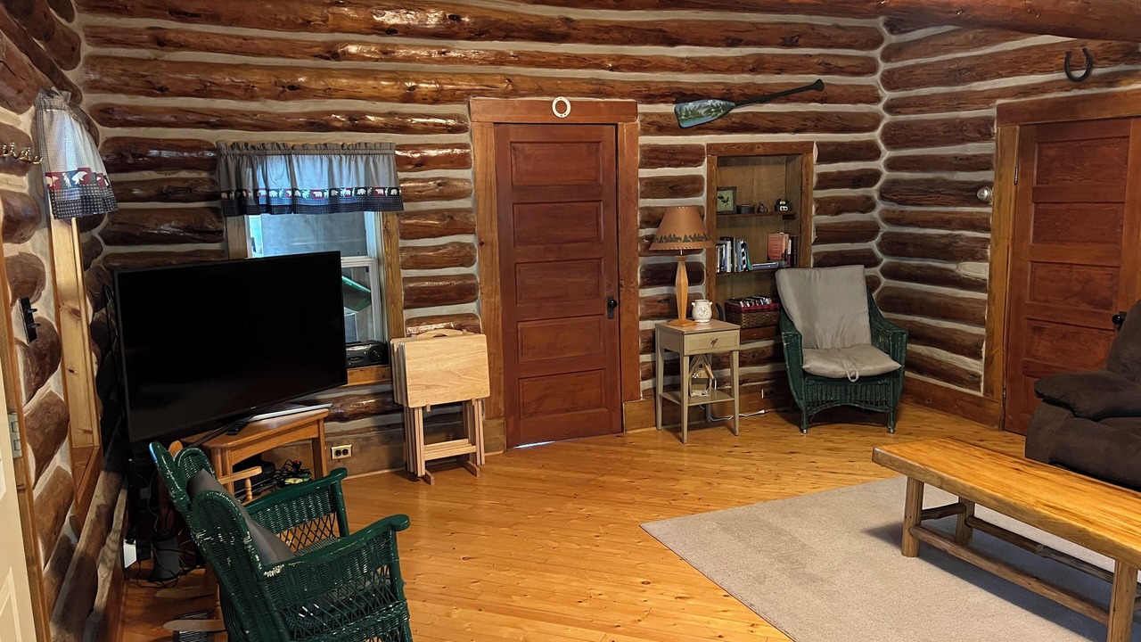 Photo of Livingroom in Minong