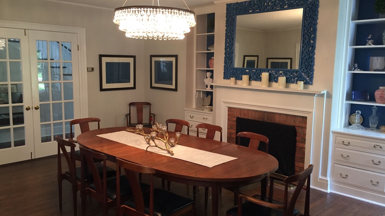 Photo of Livingroom in Elizabethtown