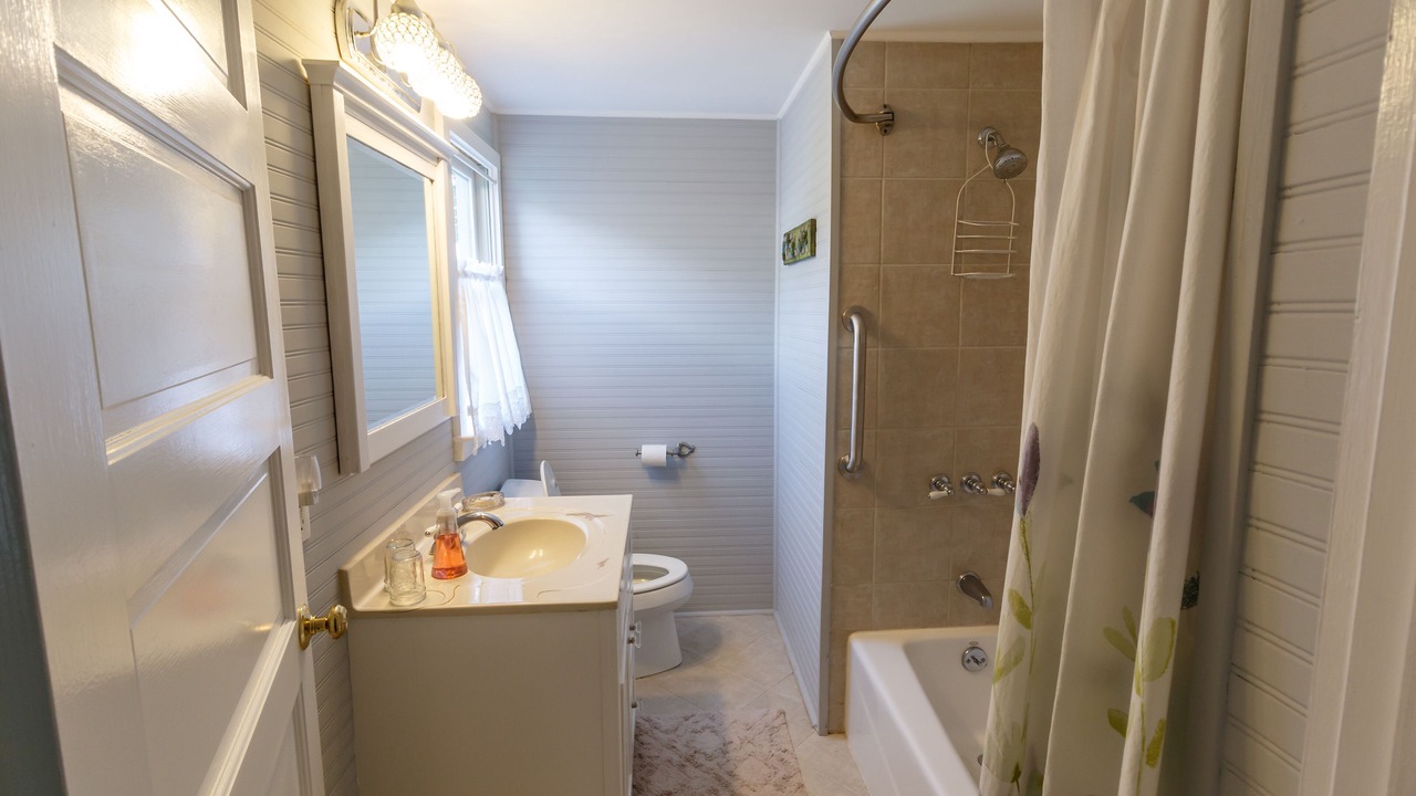 Photo of Bathroom in Stanardsville