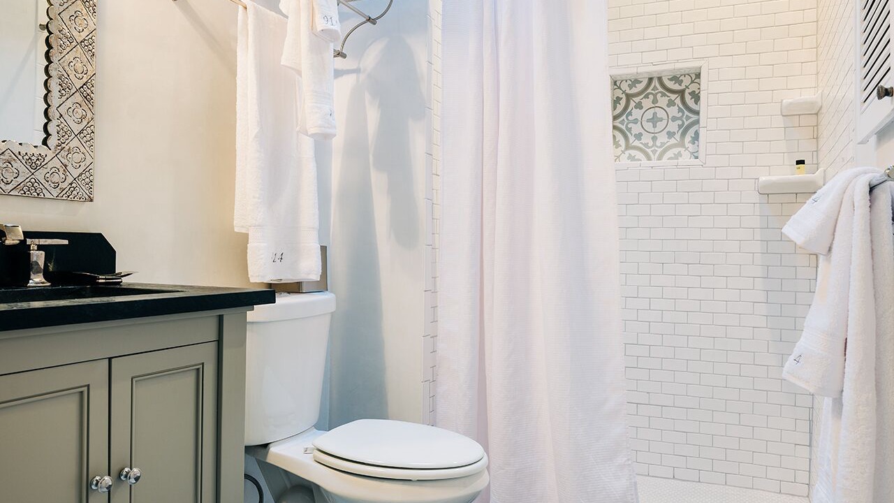 Photo of Bathroom in Galisteo