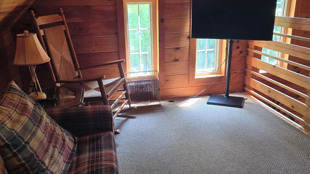 Photo of Livingroom in Croghan
