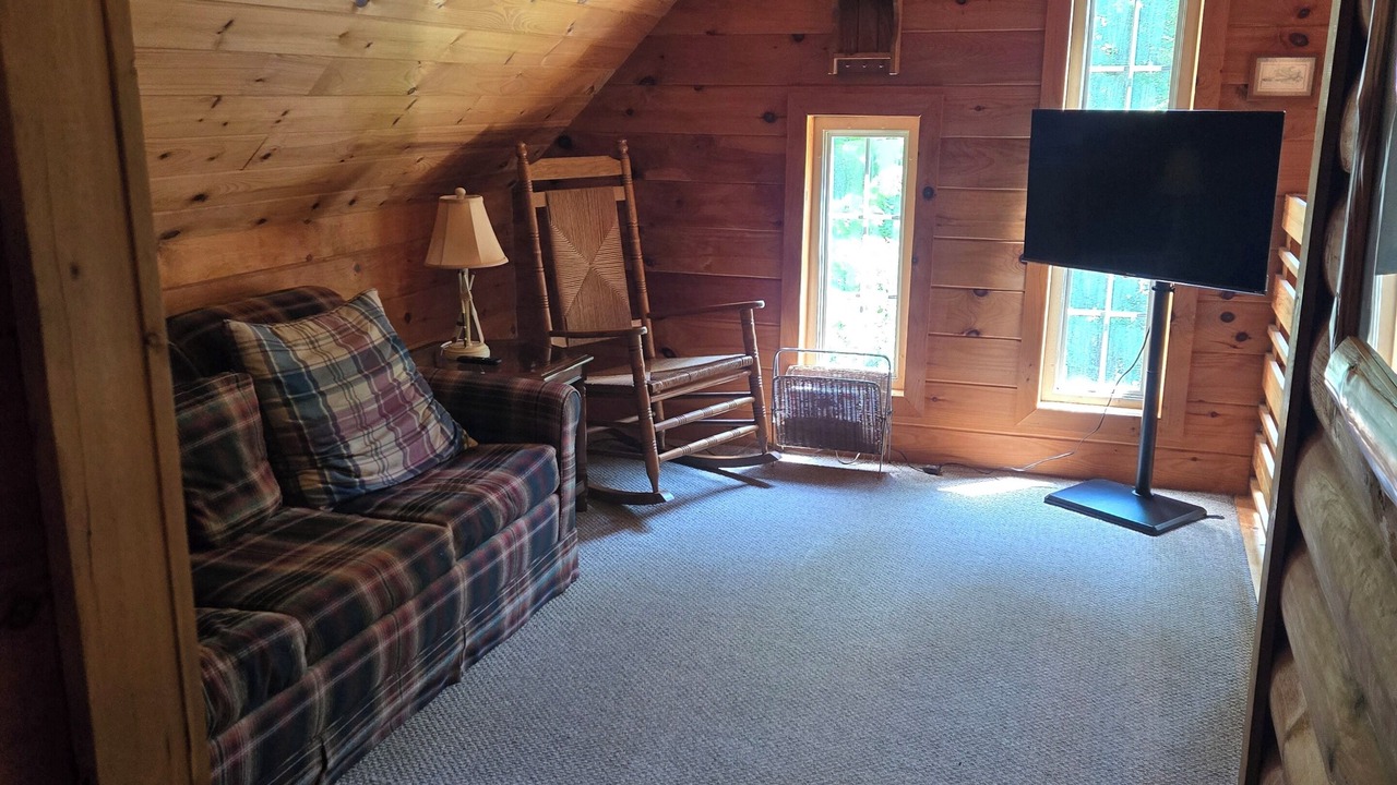 Photo of Livingroom in Croghan