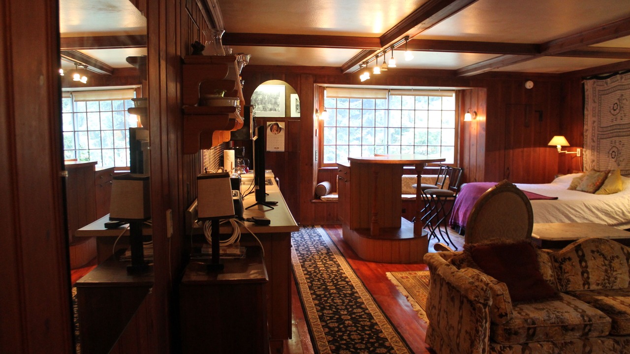 Photo of Bedroom in West Brattleboro