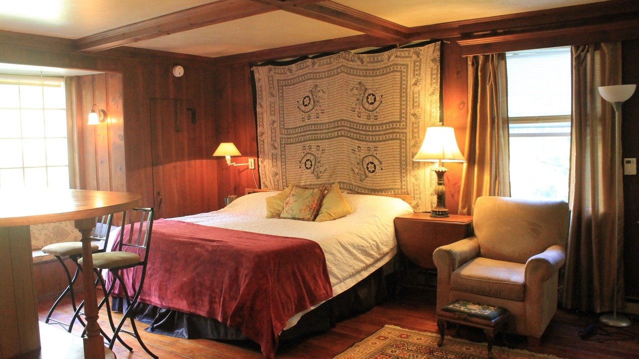 Photo of Bedroom in West Brattleboro