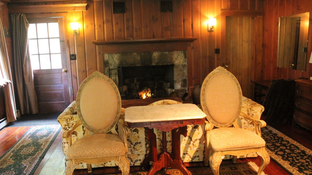 Photo of Livingroom in West Brattleboro