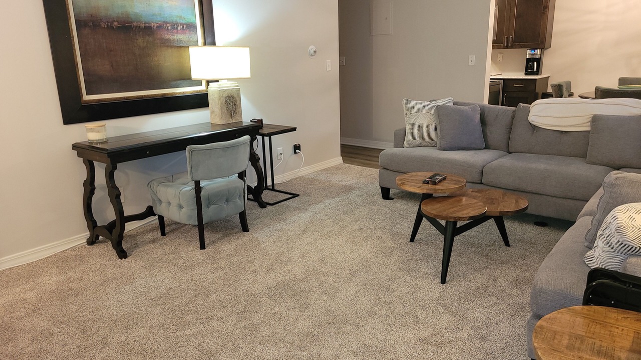 Photo of Livingroom in Linden Hills