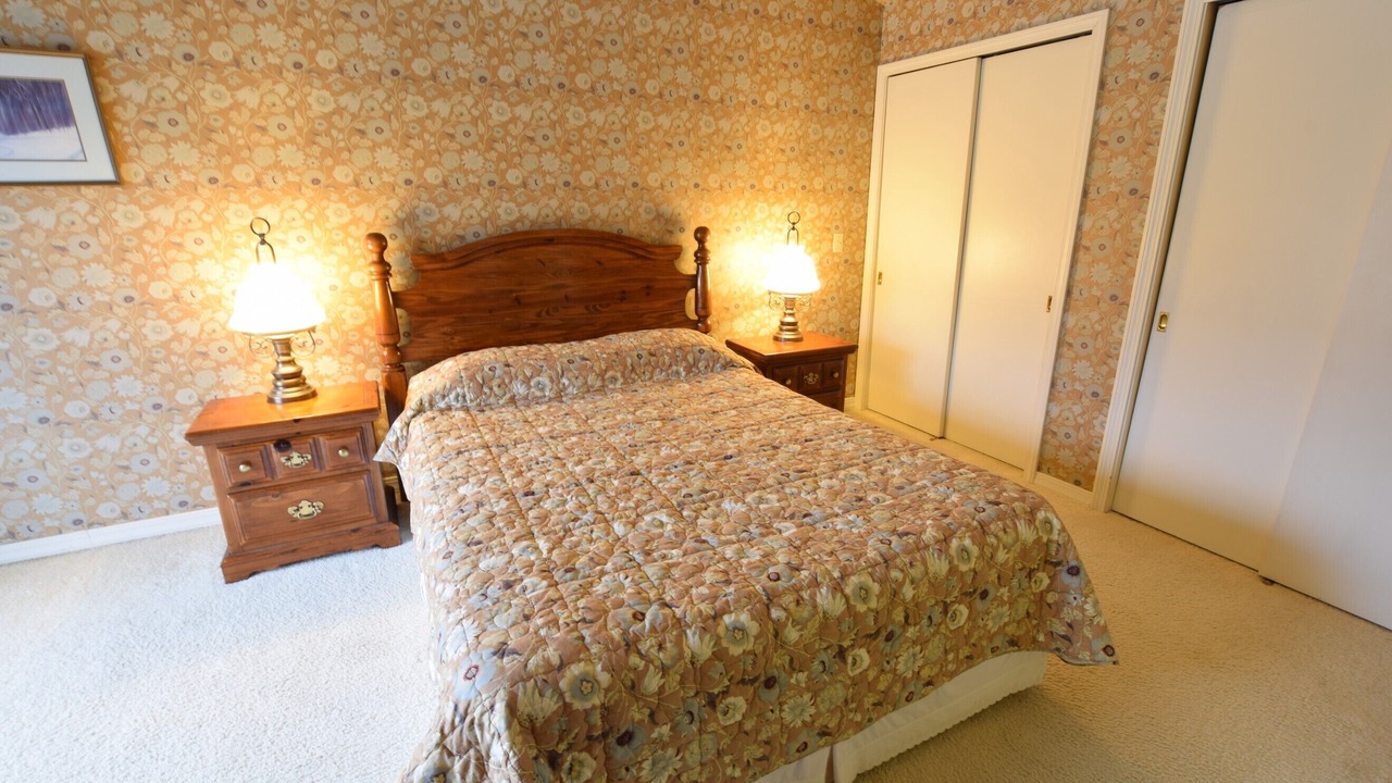 Photo of Bedroom in Jeffersonville