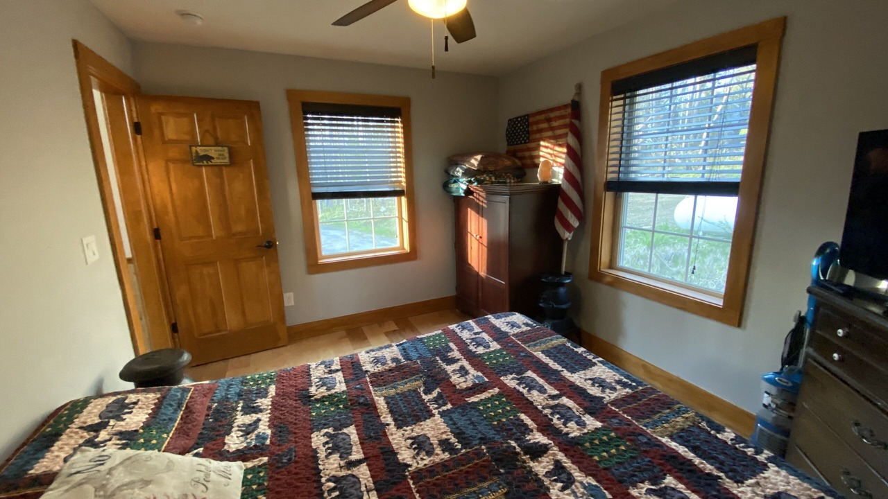Photo of Bedroom in Indian Lake