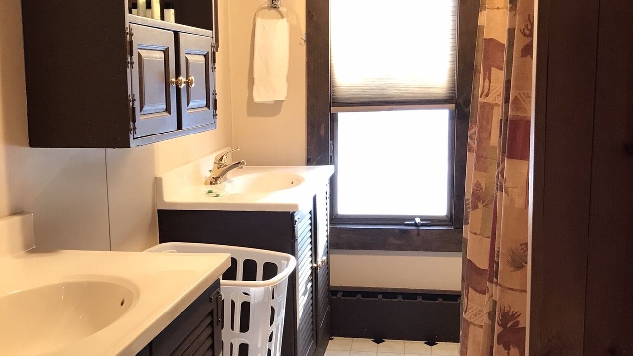 Photo of Bathroom in Pittsburg