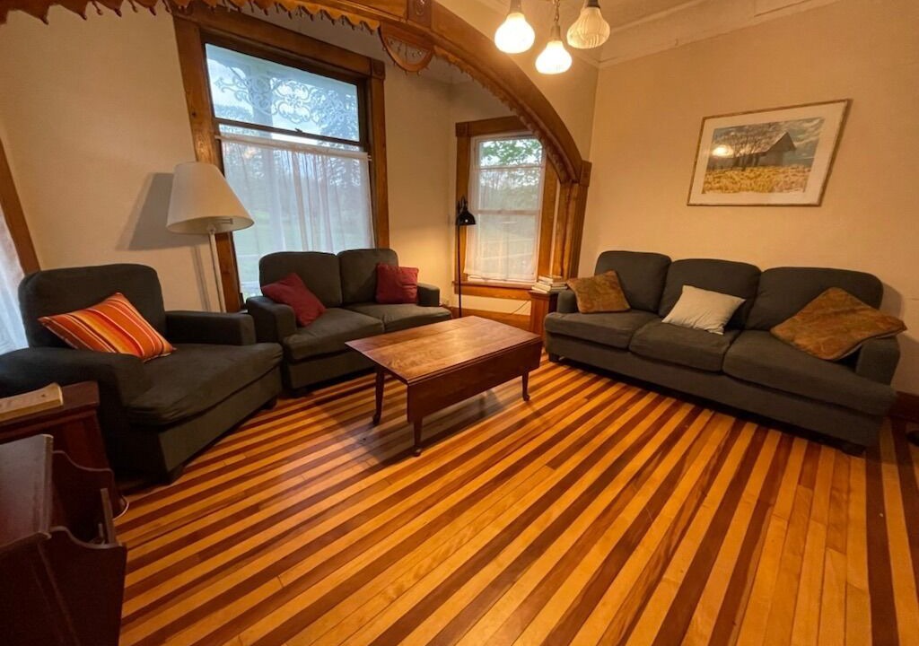 Photo of Livingroom in Rochester