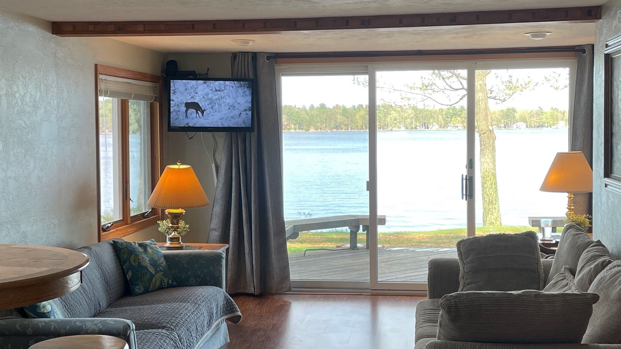 Photo of Livingroom in Clintonville