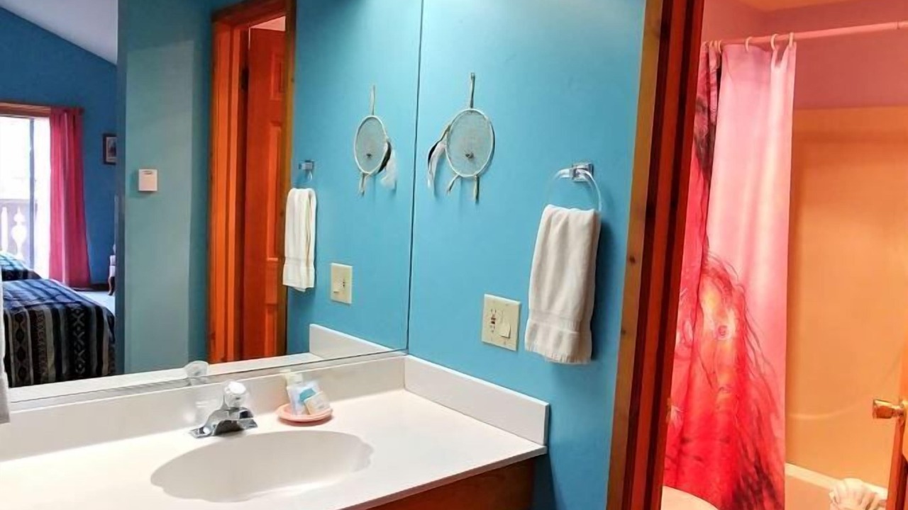 Photo of Bathroom in Red River