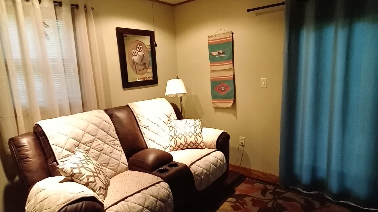 Photo of Livingroom in Eastman