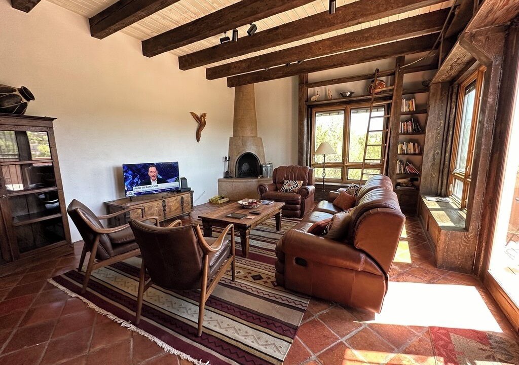 Photo of Livingroom in Northeast Santa Fe