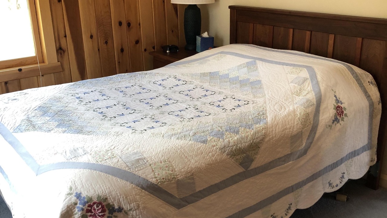 Photo of Bedroom in Drummond