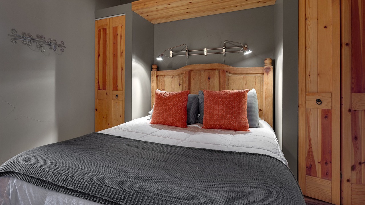 Photo of Bedroom in Taos Ski Valley