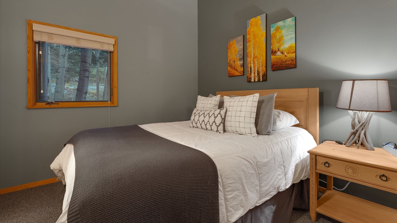 Photo of Bedroom in Taos Ski Valley