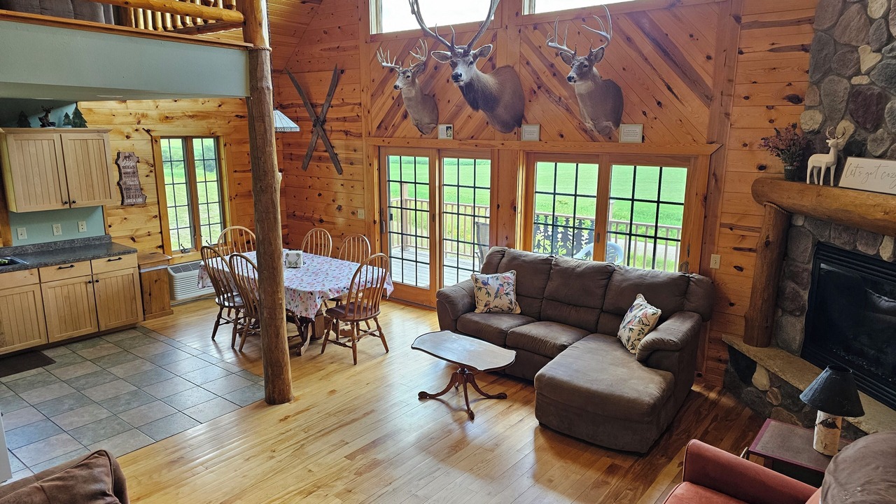 Photo of Livingroom in Cochrane
