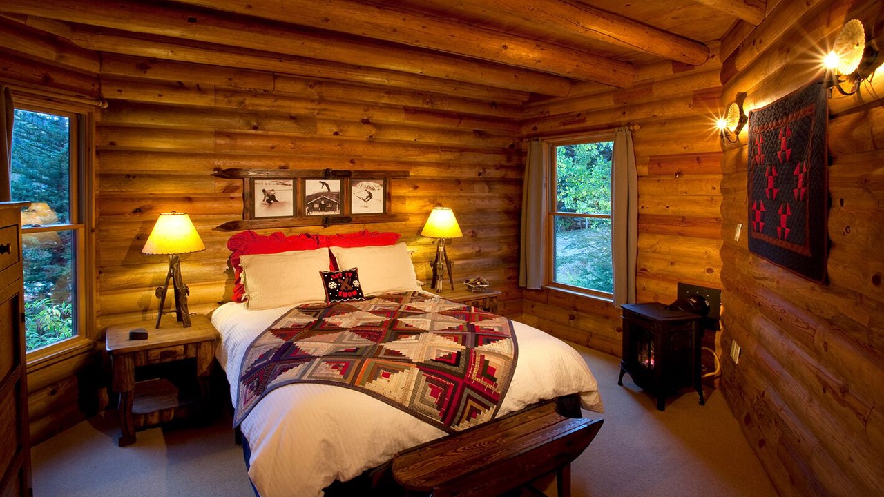 Photo of Bedroom in Taos Ski Valley