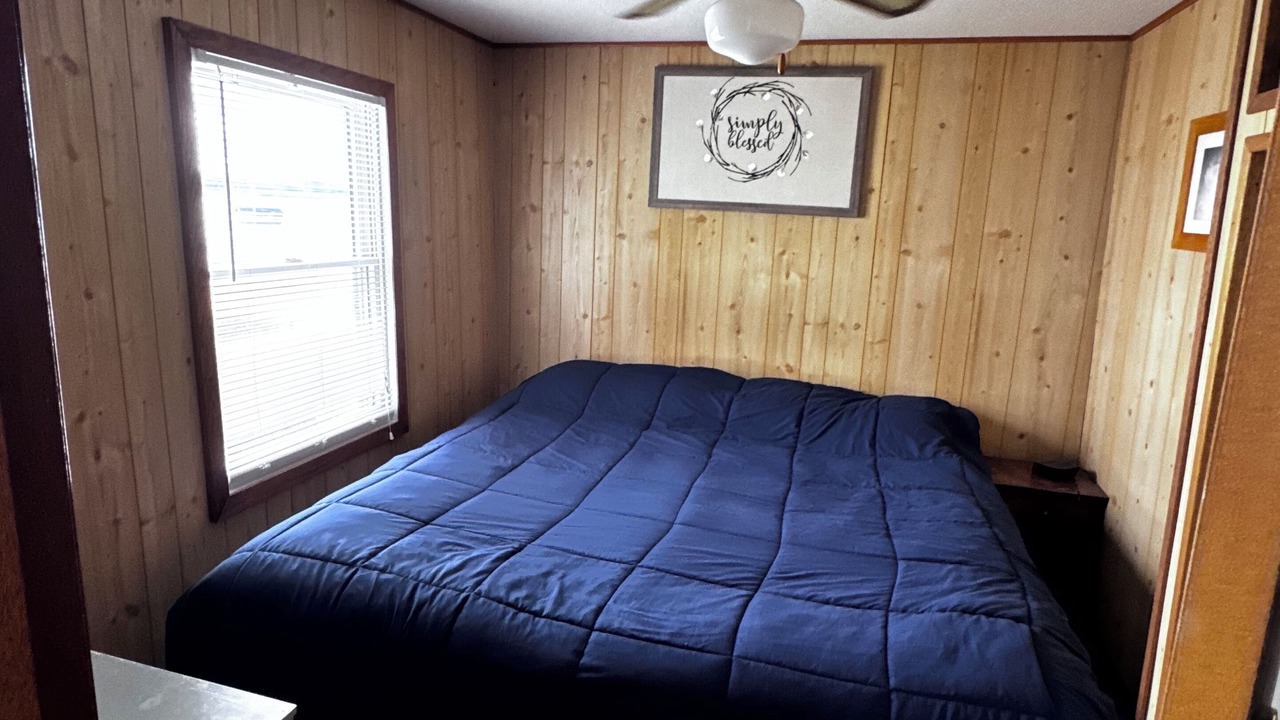 Photo of Bedroom in Shell Lake