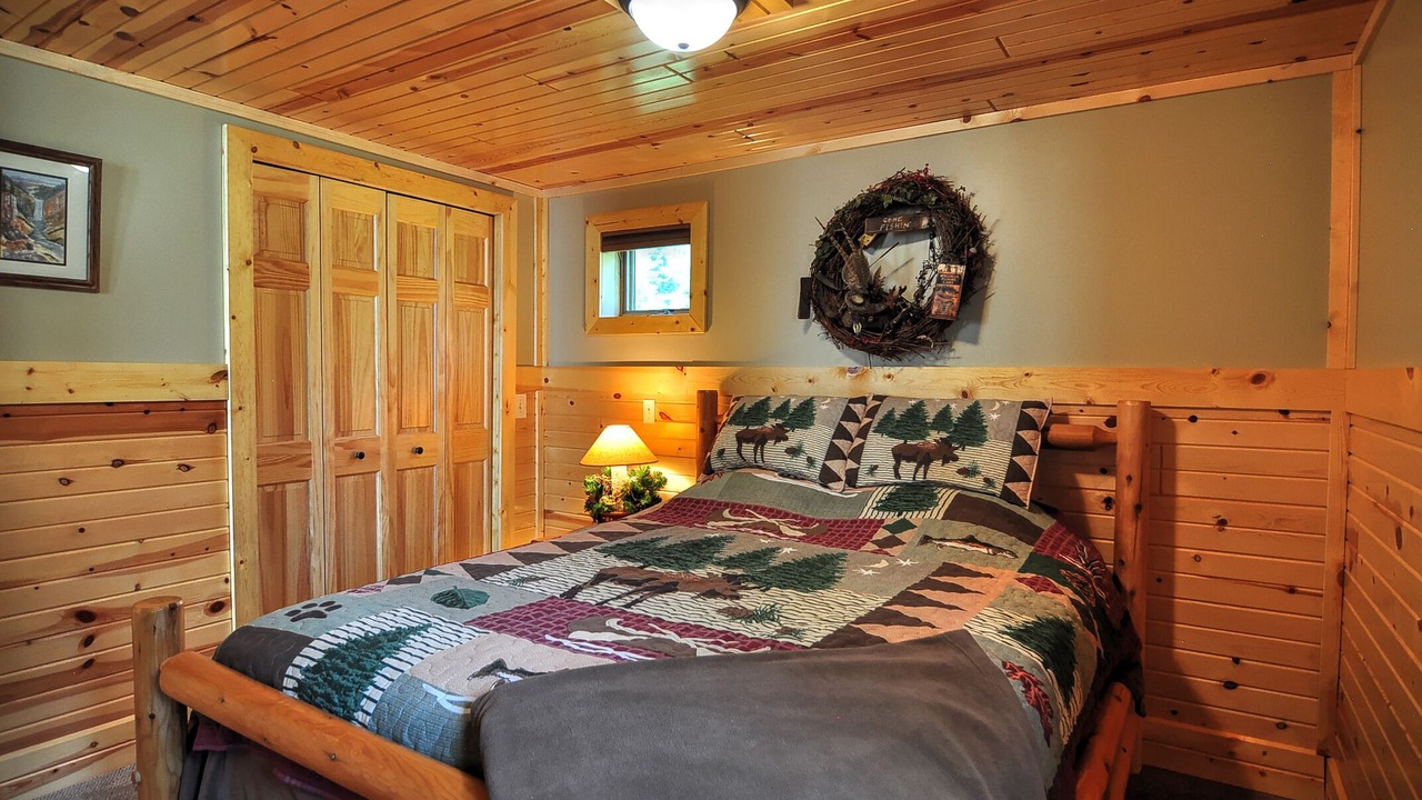 Photo of Bedroom in Nisswa