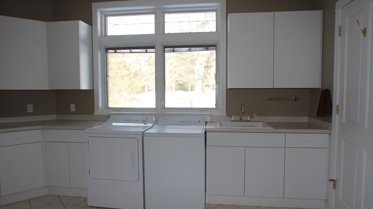 Photo of Kitchen in Tainter Lake