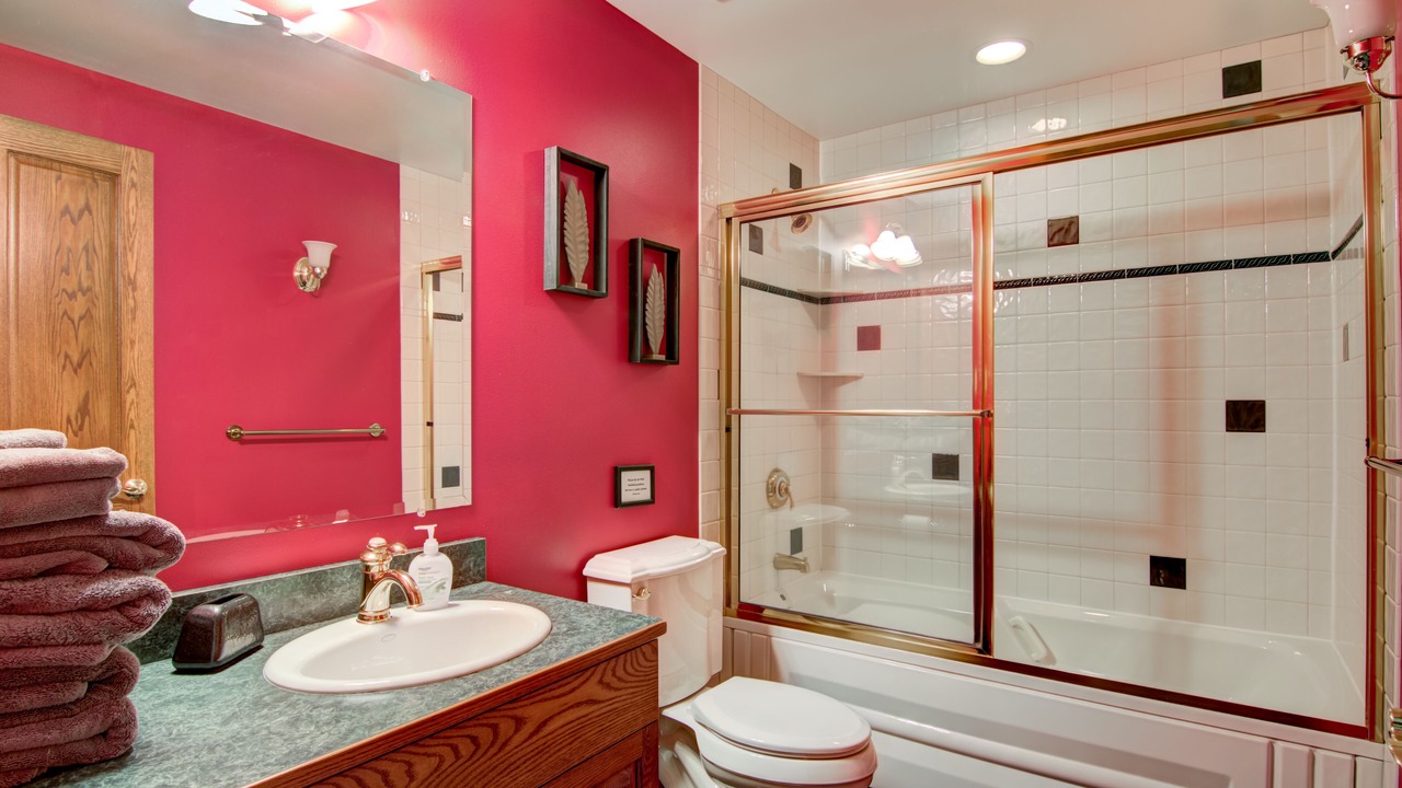 Photo of Bathroom in Tainter Lake